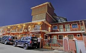 Hotel Green Woods